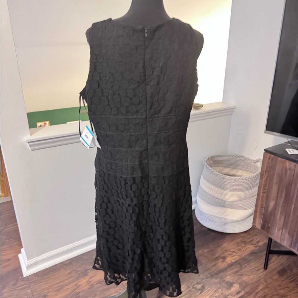 Anne Klein Black Textured Midi Dress